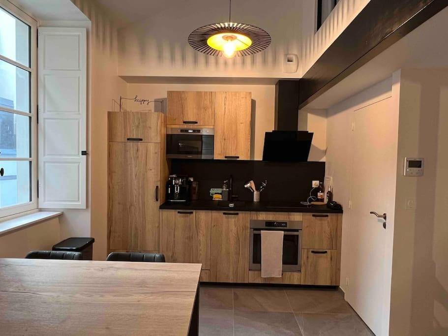 Nantes Centre, Superbe Triplex Apartment ภายนอก รูปภาพ